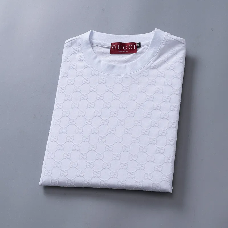 Gucci Tracksuits for Gucci short tracksuits for men #A61392