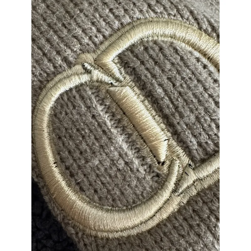 D-ior Sweaters #A56921