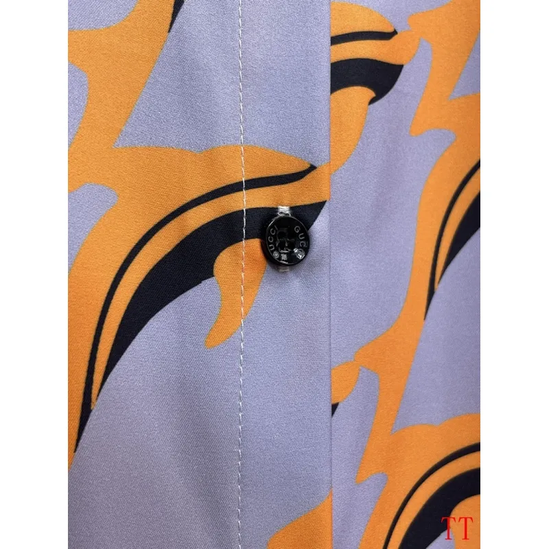 Gucci Tracksuits for Gucci short tracksuits for men #A62248