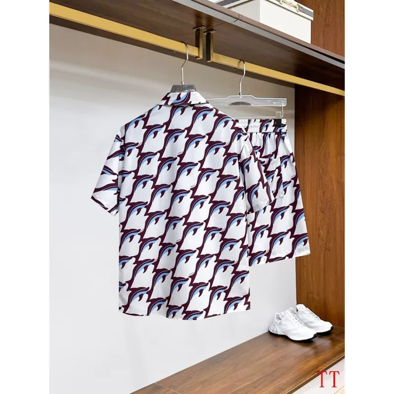 Gucci Tracksuits for Gucci short tracksuits for men #A62254