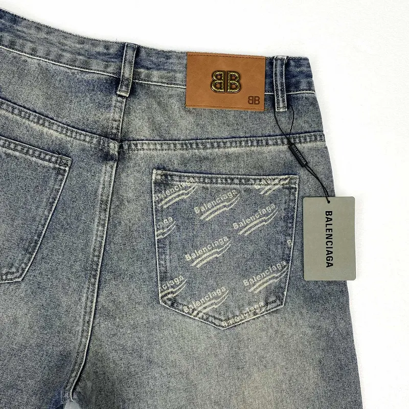 Balenciaga Jeans for Men #A37019