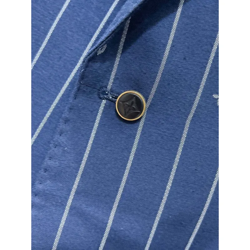 Louis Vuitton Suit #A59939
