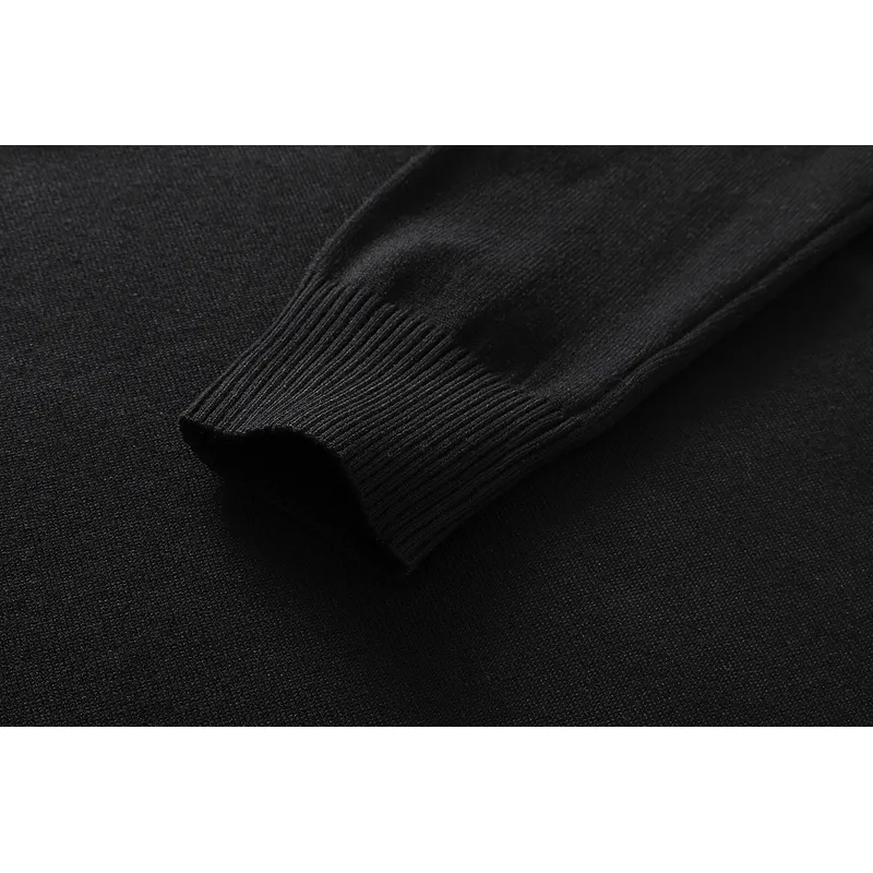 Fendi Sweater for MEN #9125380