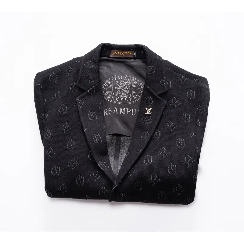 Louis Vuitton Suit #A57660