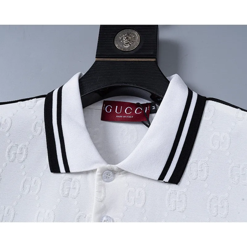 Gucci Tracksuits for Gucci short tracksuits for men #A61451
