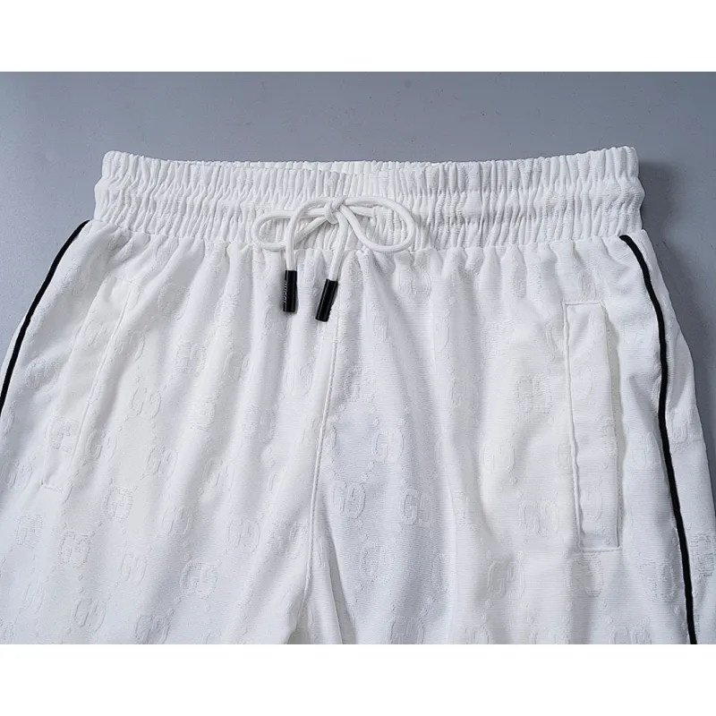 Gucci Tracksuits for Gucci short tracksuits for men #A61451