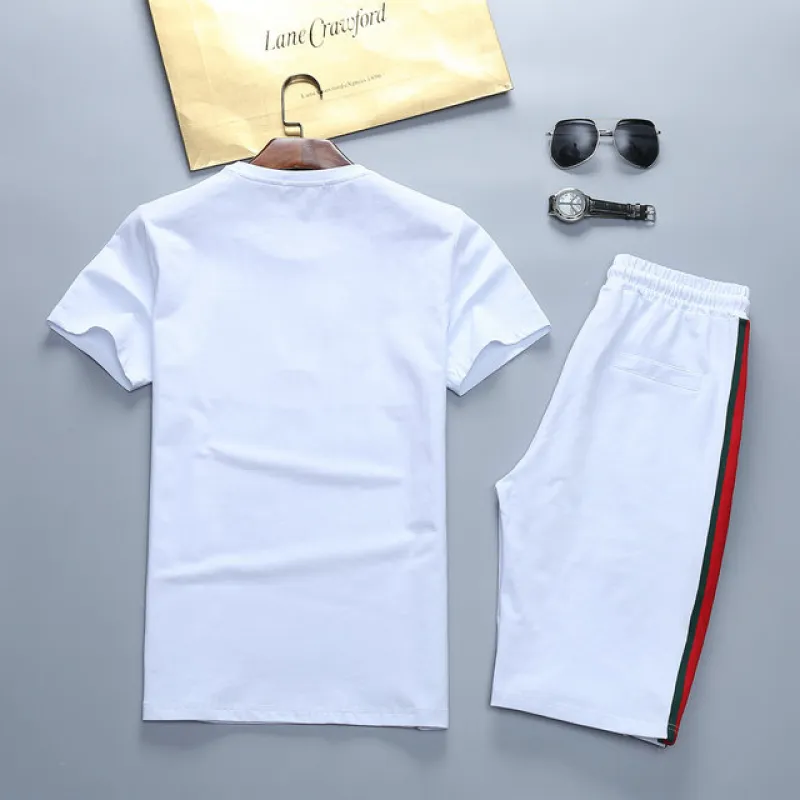 Gucci Tracksuits for Gucci short tracksuits for men #9116976