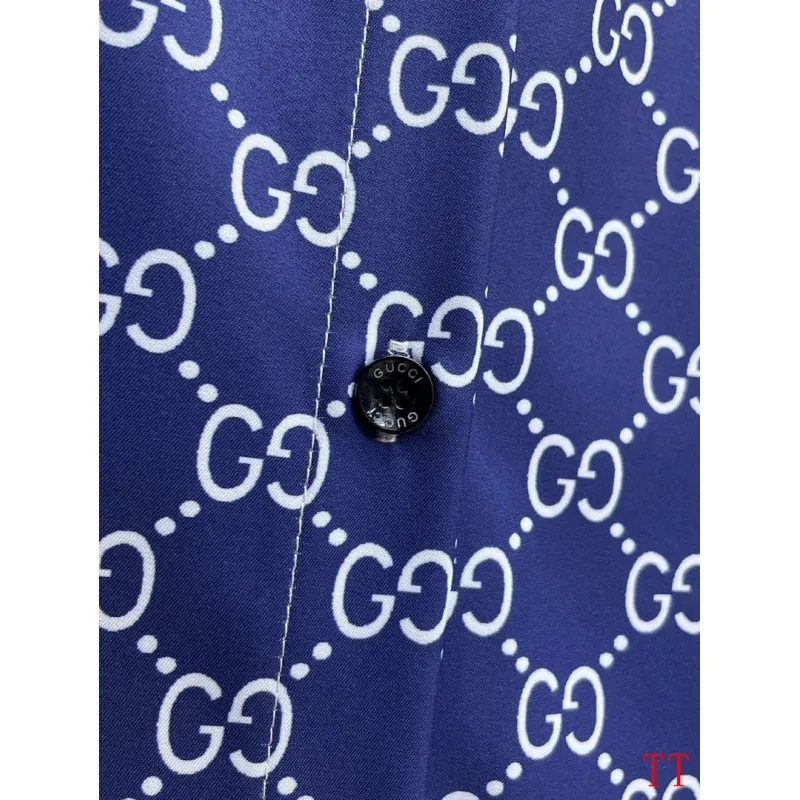 Gucci Tracksuits for Gucci short tracksuits for men #A62252