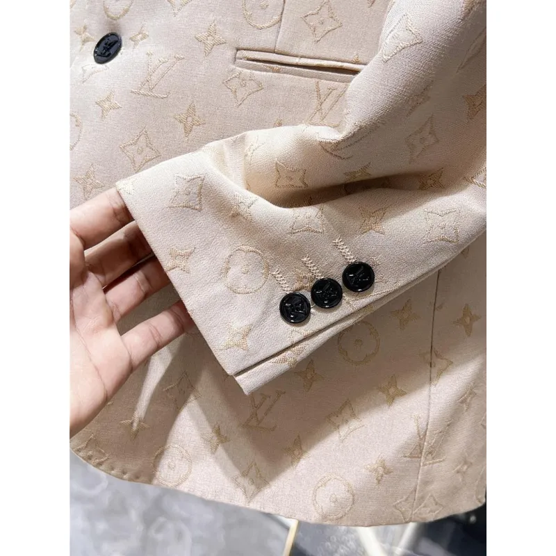 Louis Vuitton Suit #A59941