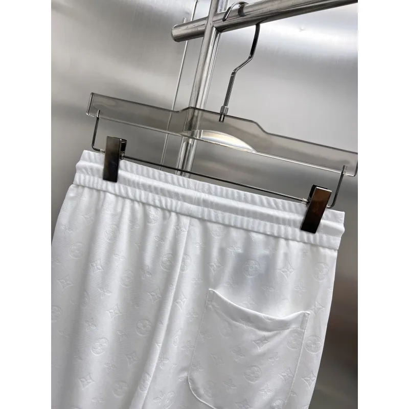 Louis Vuitton Pants for Louis Vuitton Long Pants #A37238 Louis Vuitton Pants for Louis Vuitton Long Pants #A37238