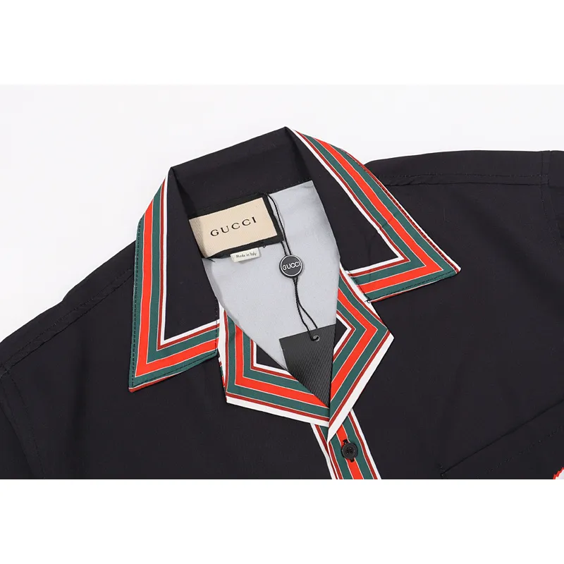Gucci shirts for Gucci short-sleeved shirts for men #999925885 Gucci shirts for Gucci short-sleeved shirts for men #999925885