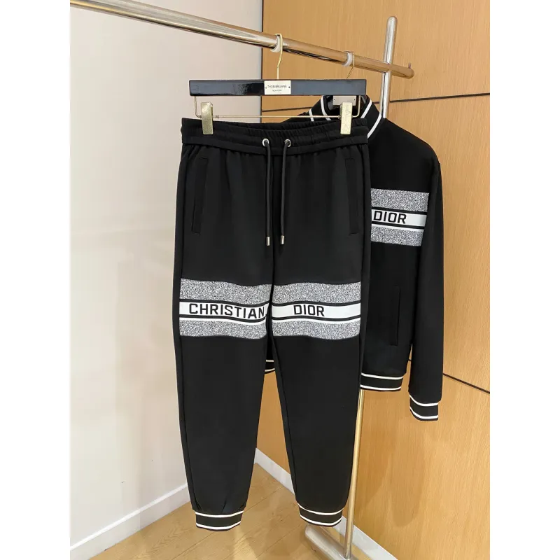 Dior tracksuits for Dior Short Tracksuits for men #A60168