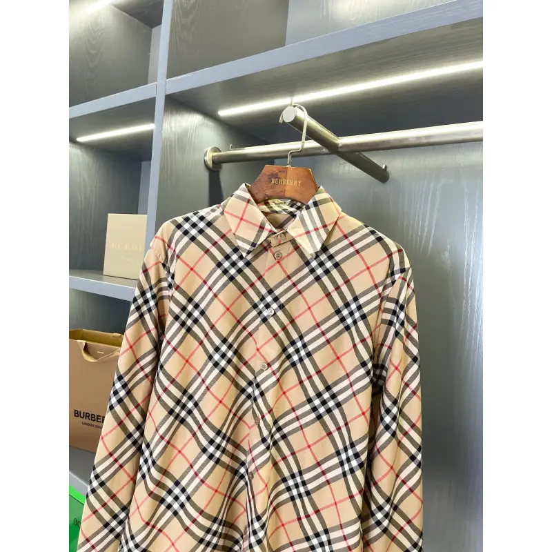 Burberry Shirts for Burberry Mens AAA+ Burberry Long-Sleeved Shirts #A58525