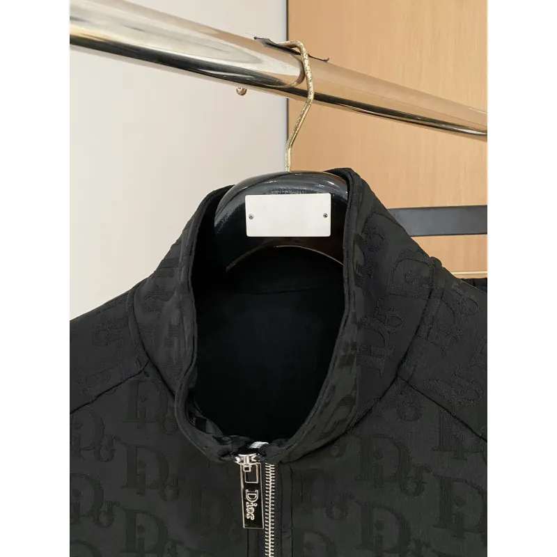 Dior tracksuits for Dior Short Tracksuits for men #A60156