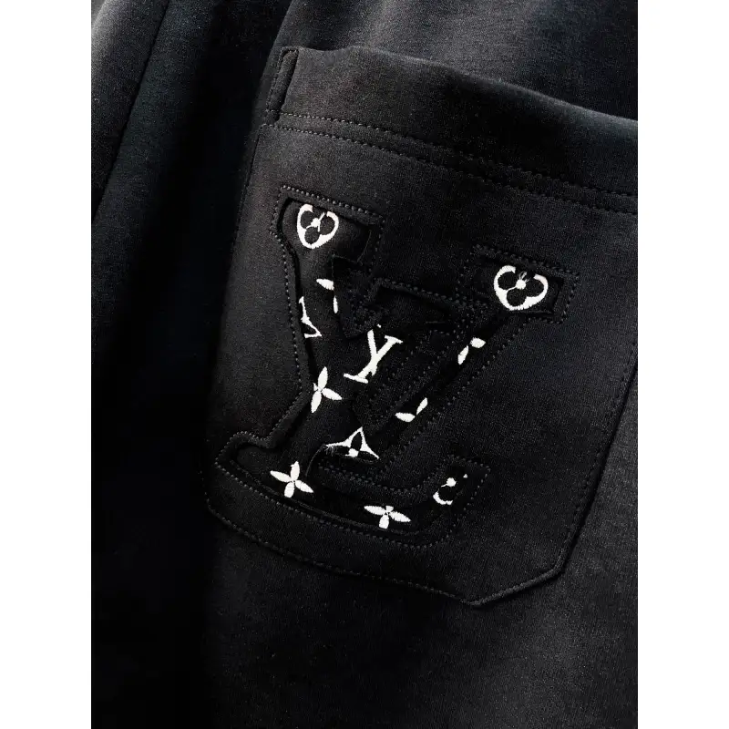 Louis Vuitton Pants for Louis Vuitton Long Pants #A43480