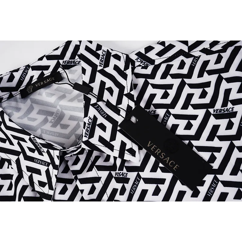 Versace Shirts for Versace Long-Sleeved Shirts for men Versace Greca Silk Twill Blouse #A53890 Versace Shirts for Versace Long-Sleeved Shirts for men Versace Greca Silk Twill Blouse #A53890