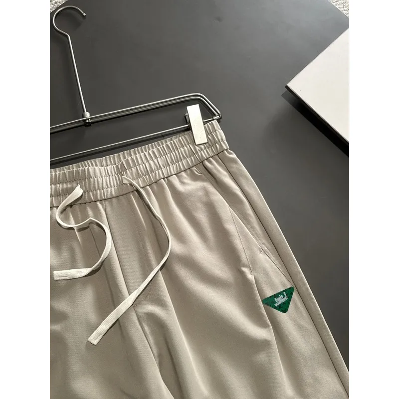 Louis Vuitton Pants for Louis Vuitton Long Pants #A49351
