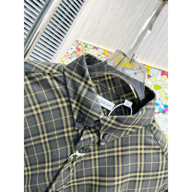 Burberry Shirts for Mens Burberry Long-Sleeved Shirts #A58493