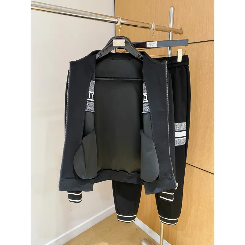 Dior tracksuits for Dior Short Tracksuits for men #A60168