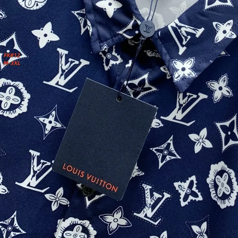 Louis Vuitton tracksuits for Louis Vuitton short tracksuits for men #A65685