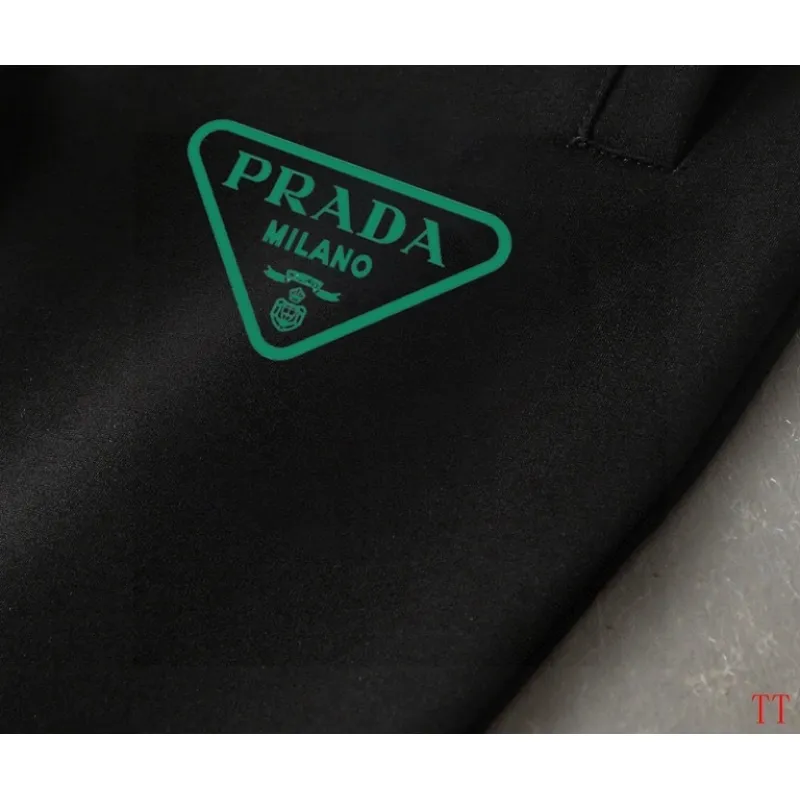 Prada Tracksuits for men Fleece-lined and thickened #A58017 Prada Tracksuits for men Fleece-lined and thickened #A58017