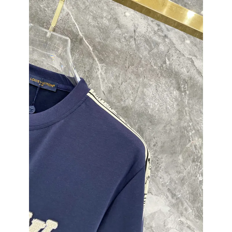 Louis Vuitton tracksuits for Louis Vuitton short tracksuits for men #A64393 Louis Vuitton tracksuits for Louis Vuitton short tracksuits for men #A64393