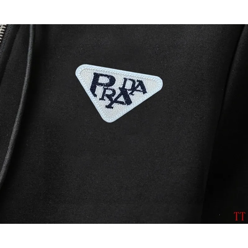 Prada Tracksuits for men Fleece-lined and thickened #A58016 Prada Tracksuits for men Fleece-lined and thickened #A58016