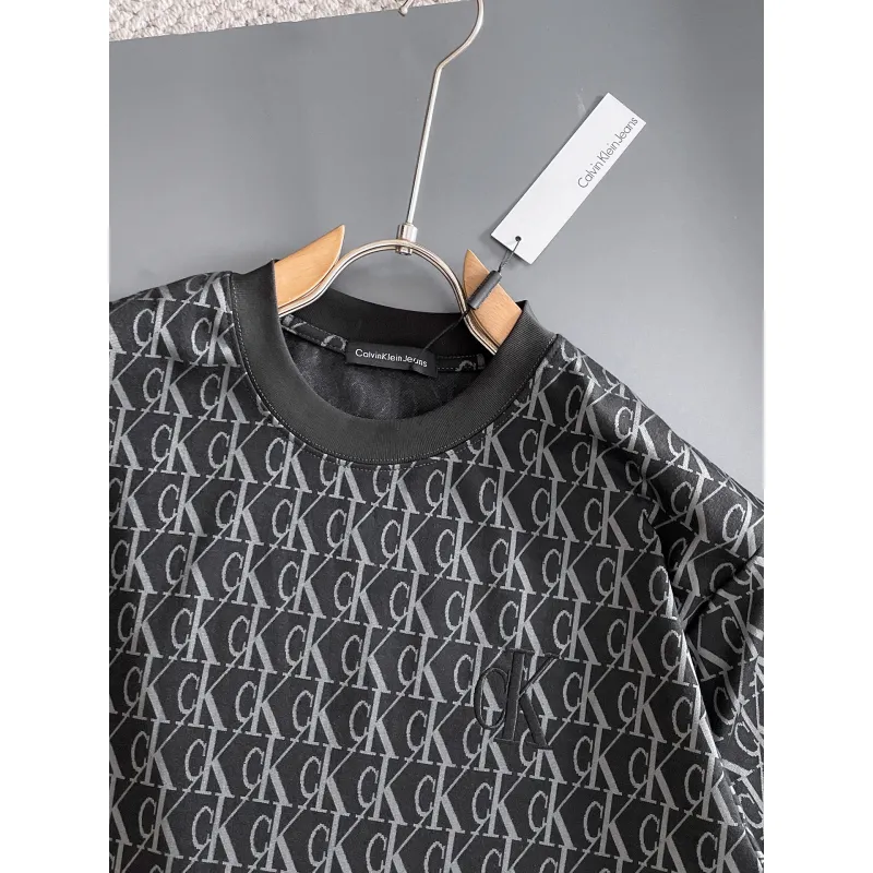 Dior tracksuits for Dior Short Tracksuits for men #A61285