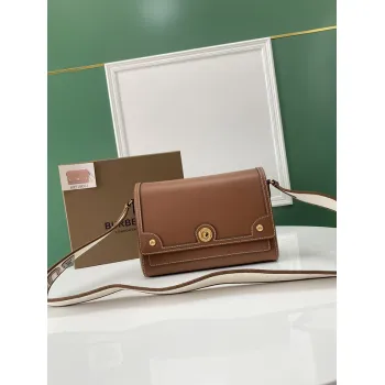 Burberry Crossbody Bag Logo Embroidered Strap &amp Leather A Nod to Heritage size:25×8×18cm #A54201