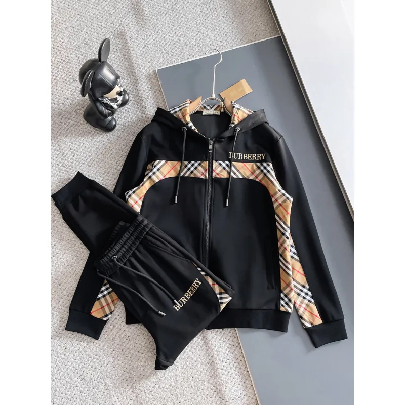 Burberry Tracksuits for Mens long tracksuits #A58849