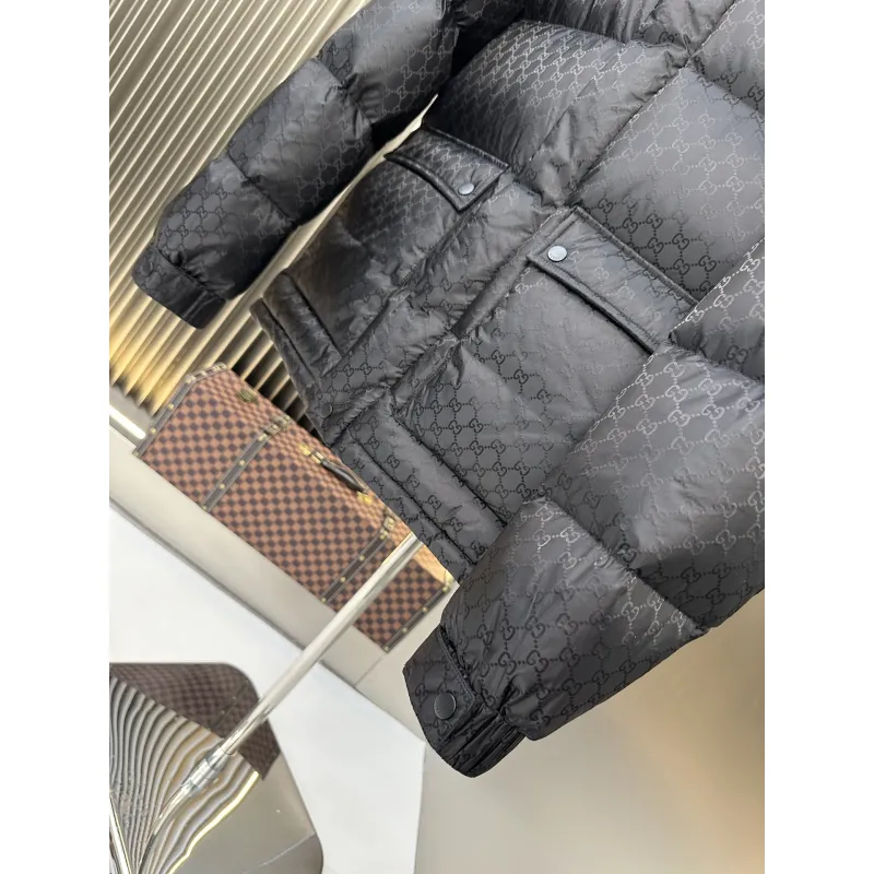 Gucci Coats/Down Jackets #A45268
