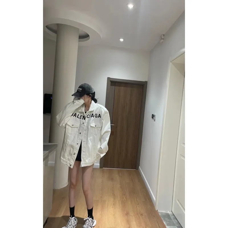 Balenciaga Jeans jackets for men #A28992