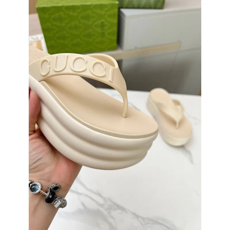 Gucci Shoes for Womens Gucci Slippers #A52469