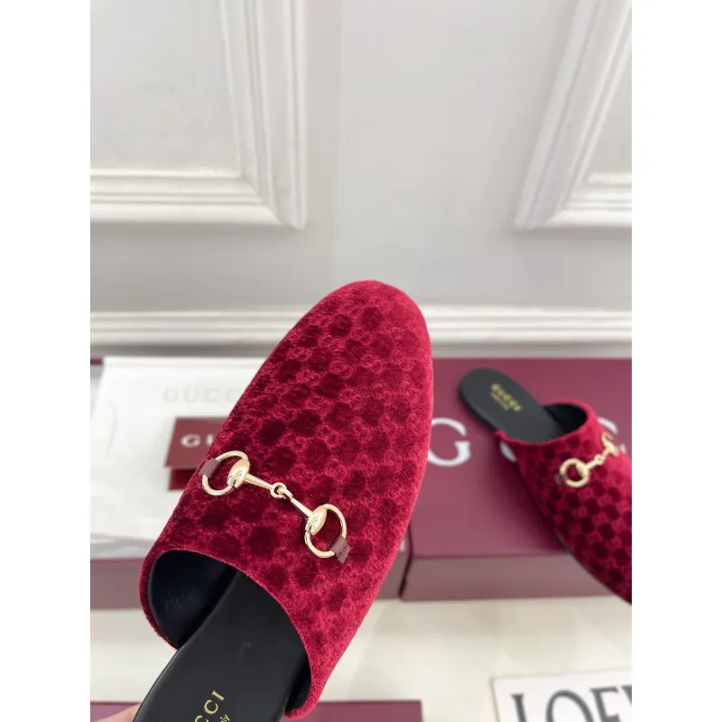 Gucci Shoes for Womens Gucci Slippers #A55908