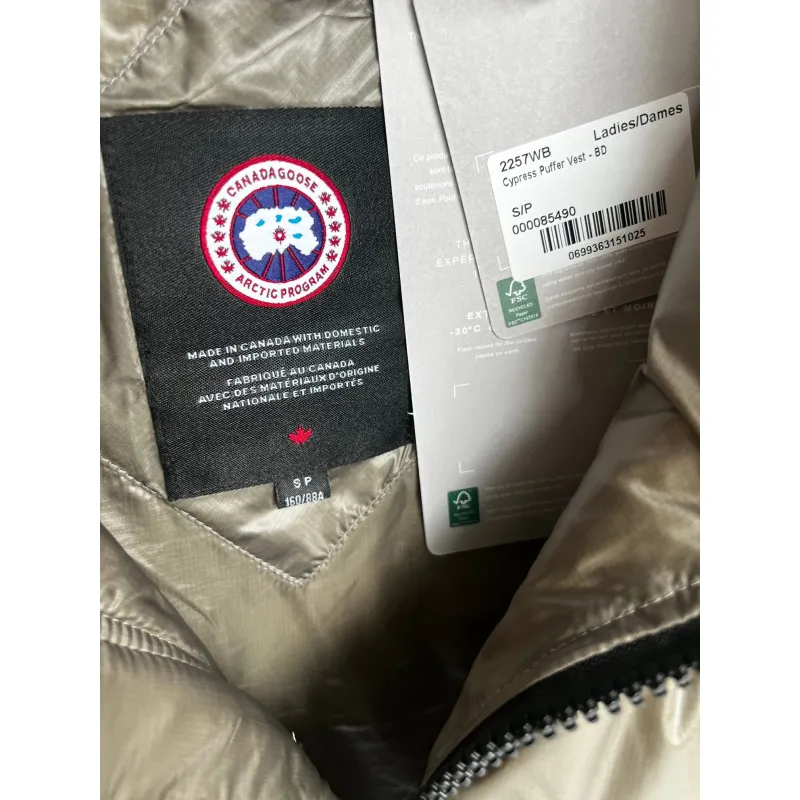 Ca*Goose Black logo Cypress Puffer Series Fitted Solid Color Glossy High Neck Sleeveless Windproof Down Jacket #A57853 Ca*Goose Black logo Cypress Puffer Series Fitted Solid Color Glossy High Neck Sleeveless Windproof Down Jacket #A57853