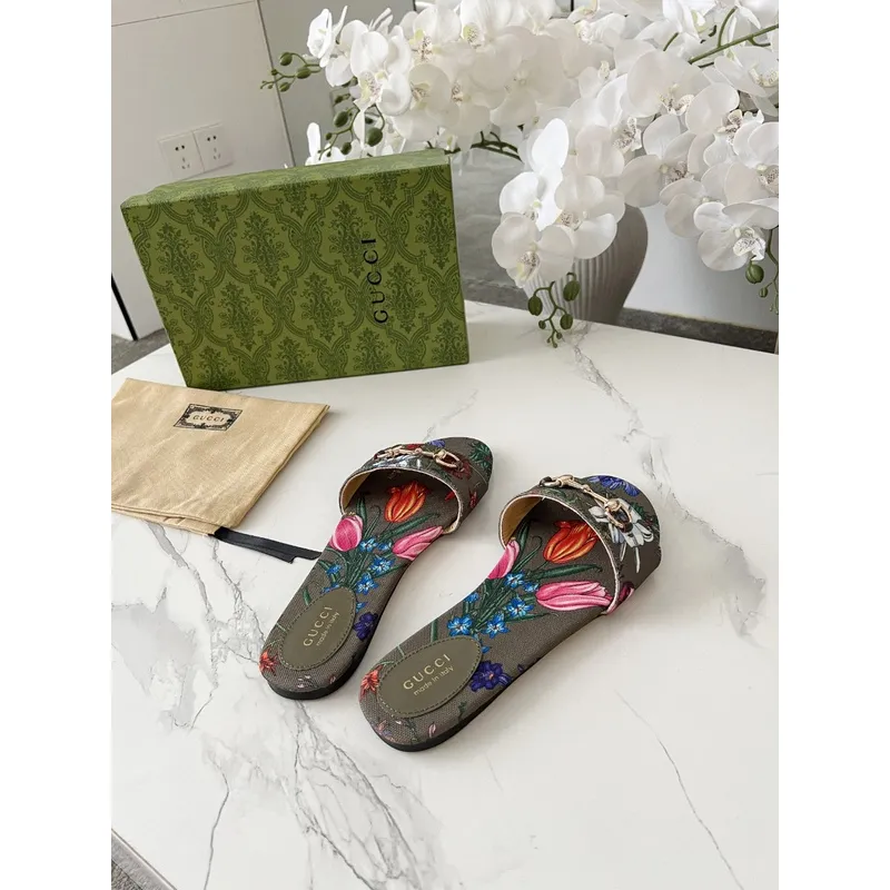 Gucci Shoes for Womens Gucci Slippers #A52045