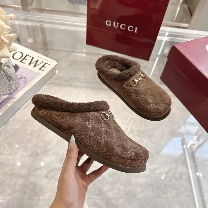 Gucci Shoes for Womens Gucci Slippers #A55124