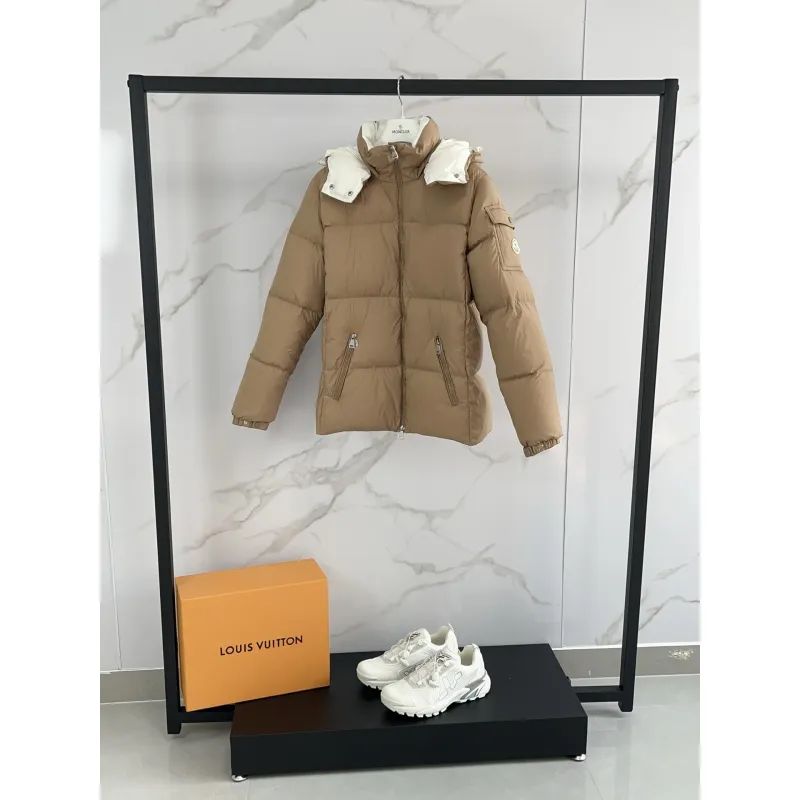 Moncler Coats/Down Fourmines Jackets for WOMEN #A59064 Moncler Coats/Down Fourmines Jackets for WOMEN #A59064