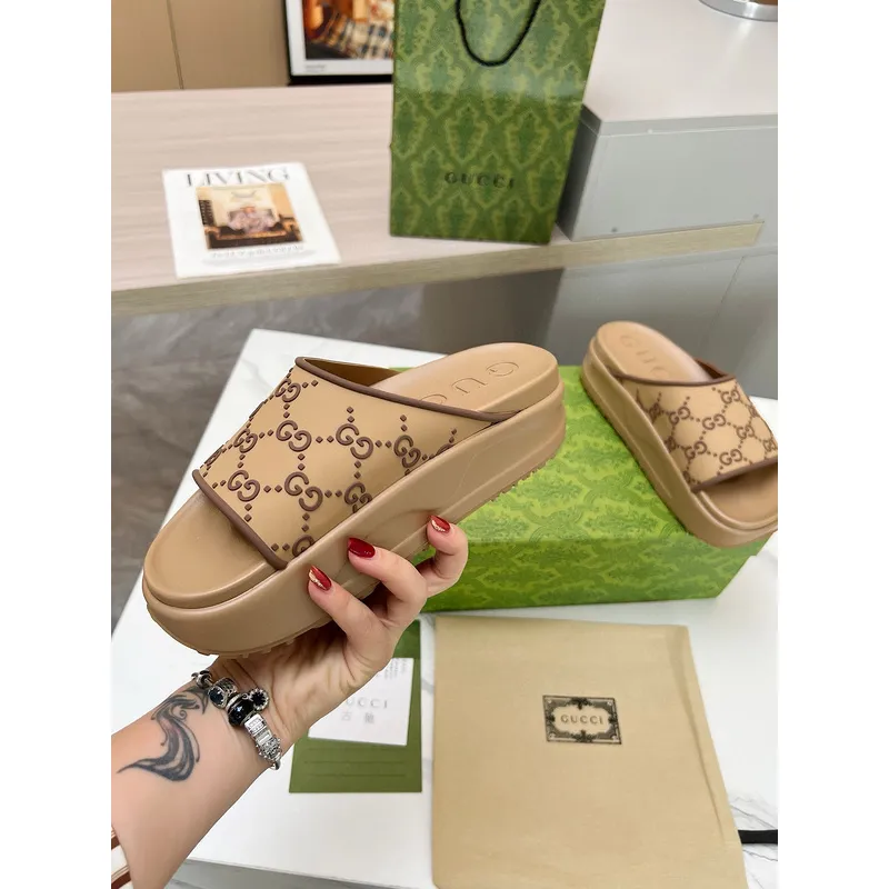 Gucci Shoes for Womens Gucci Slippers #A52471
