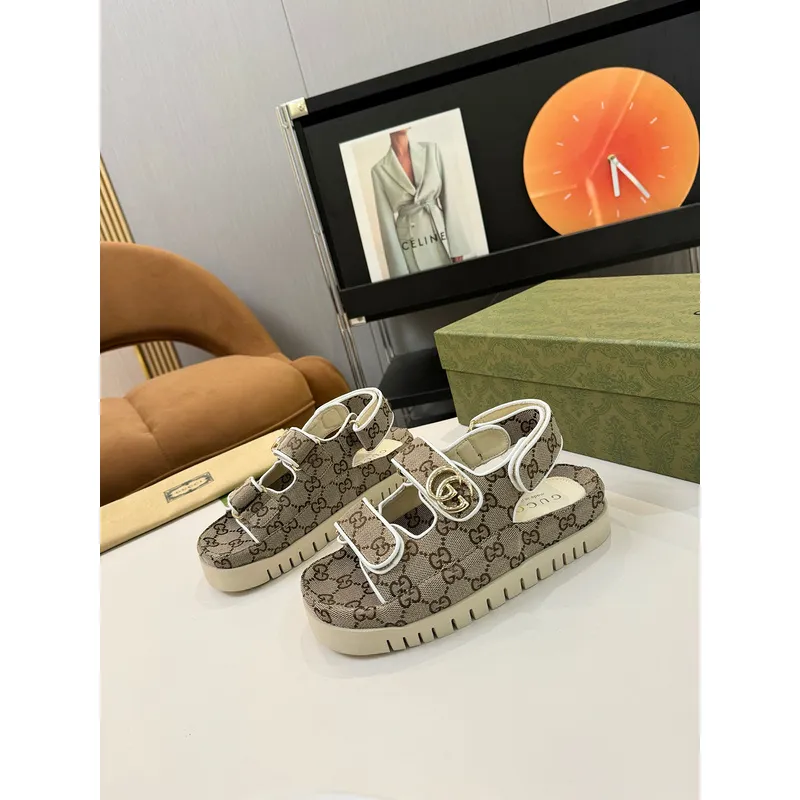 Gucci Shoes for men and Women Gucci Sandals #A53222