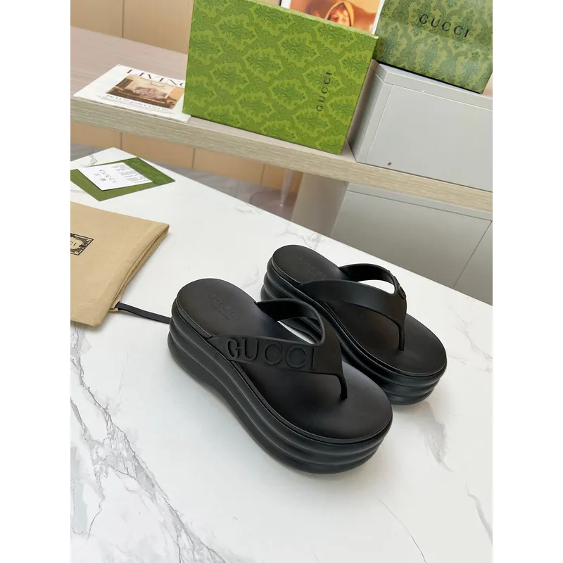 Gucci Shoes for Womens Gucci Slippers #A52469