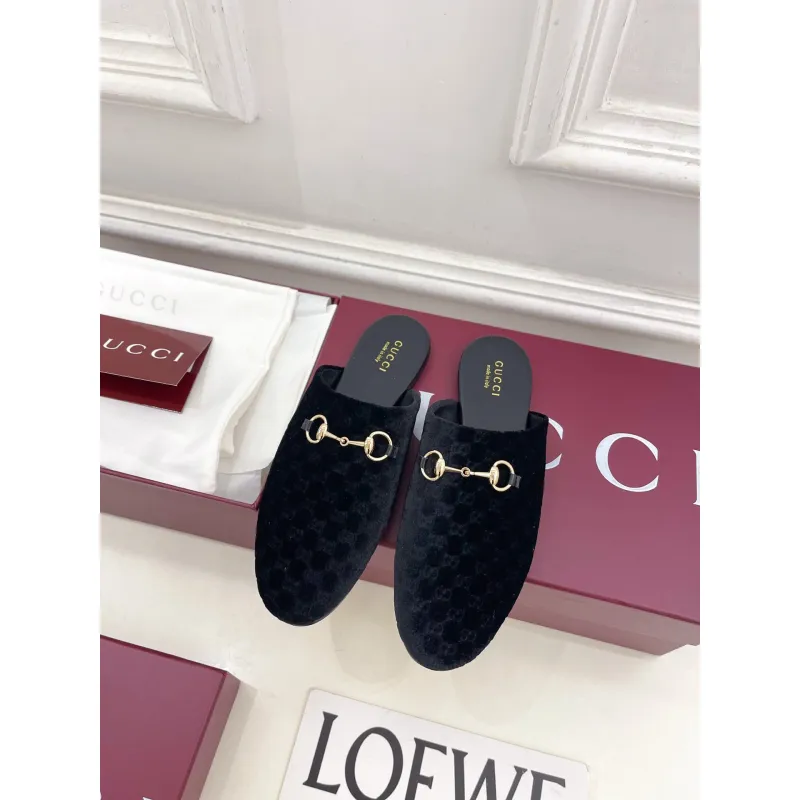 Gucci Shoes for Womens Gucci Slippers #A55909