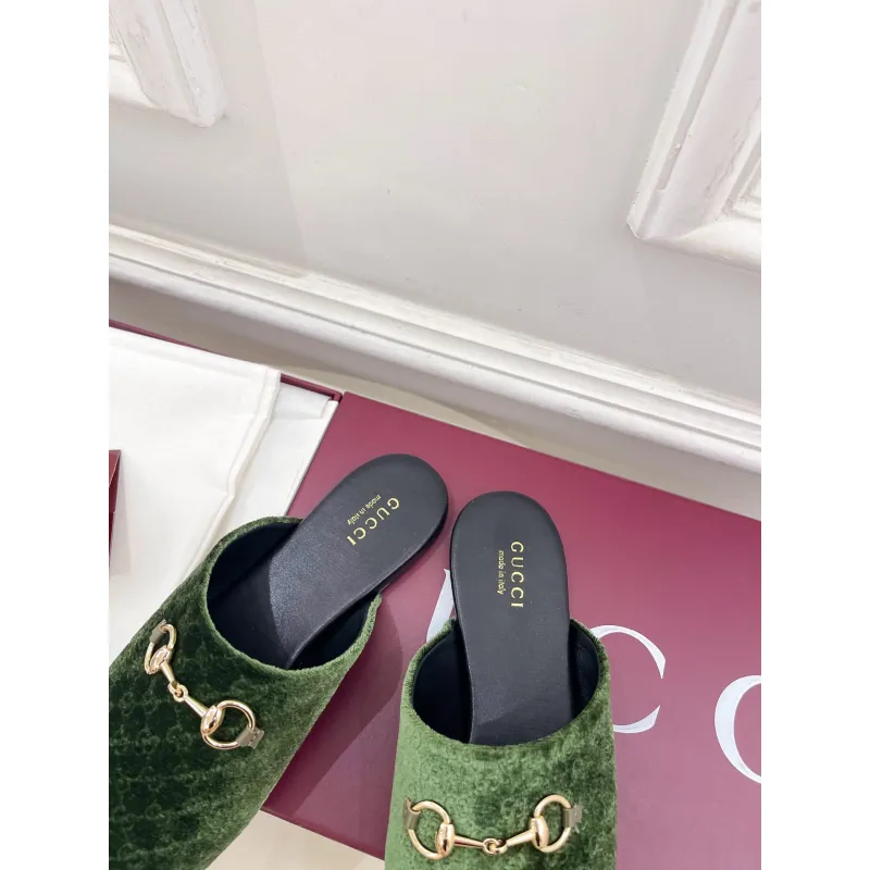 Gucci Shoes for Womens Gucci Slippers #A55907