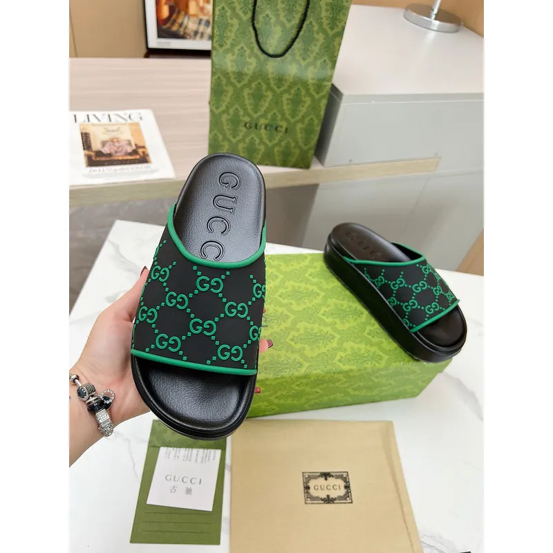 Gucci Shoes for Womens Gucci Slippers #A52471