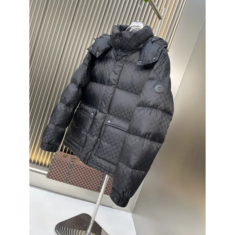 Gucci Coats/Down Jackets #A45268