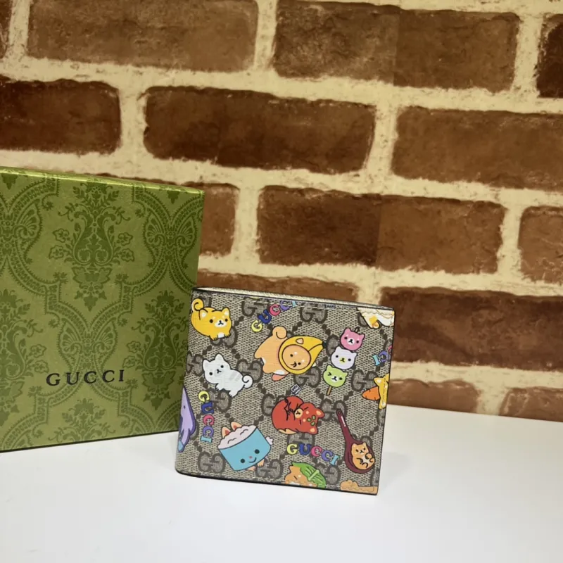 Gucci GG Supreme Animal Print Bifold Wallet 11×9cm #A65014 Gucci GG Supreme Animal Print Bifold Wallet 11×9cm #A65014