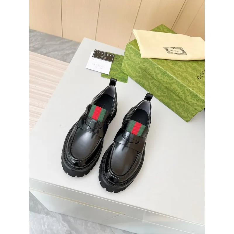 Gucci Shoes for Women Gucci Sneakers #A44498