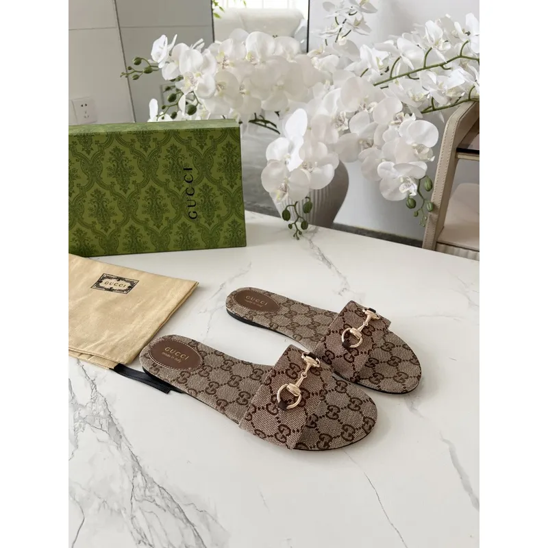 Gucci Shoes for Womens Gucci Slippers #A52047