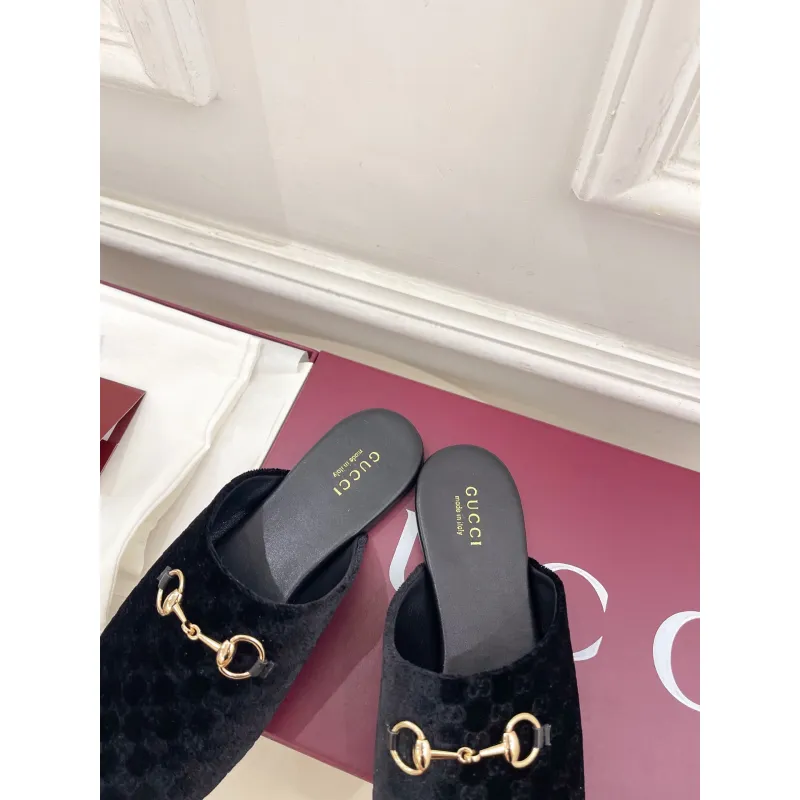 Gucci Shoes for Womens Gucci Slippers #A55909