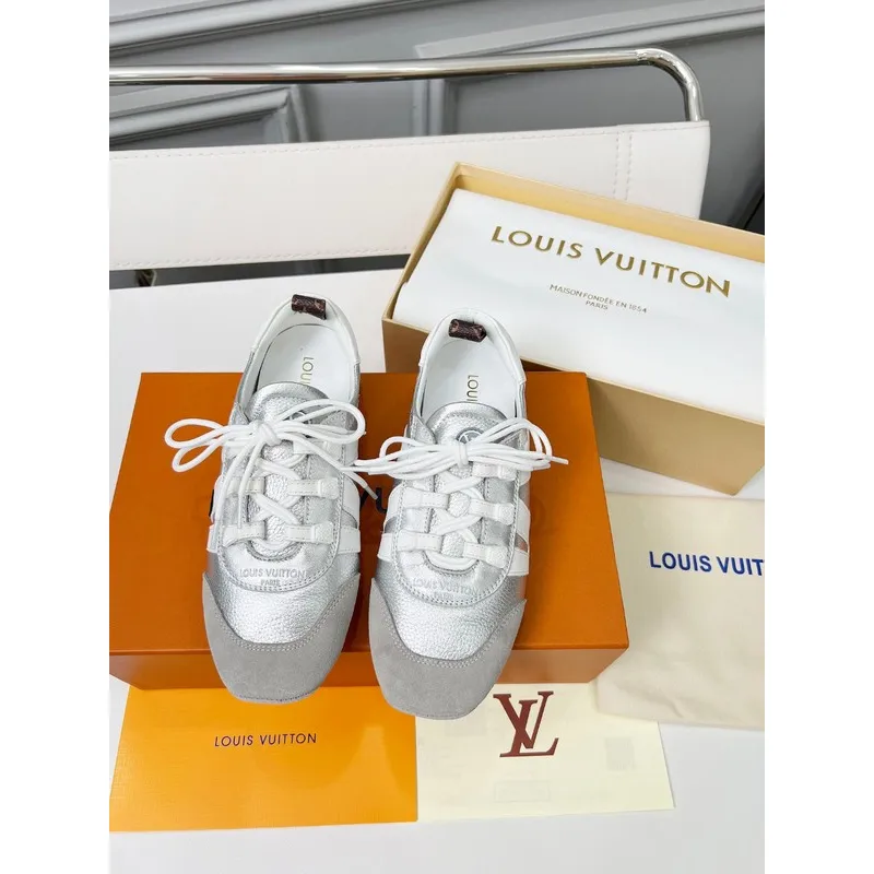 Gucci Shoes for Women Gucci Sneakers #A51352